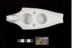 Foto eines Tintenfasses in Papierbootform (NHMW-ZOO-MO-0081100-ETH-012)